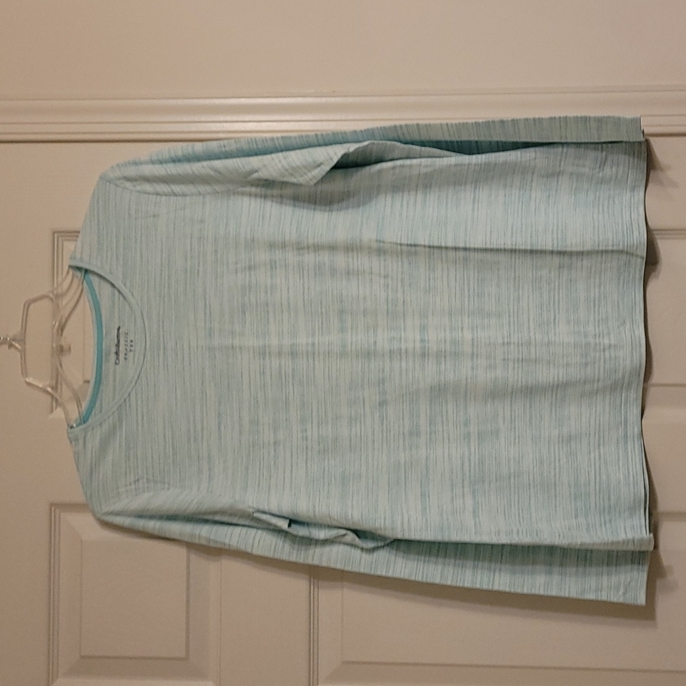 🟧🟧 Women’s Blue crew neck long-sleeve T-shirt (size M)